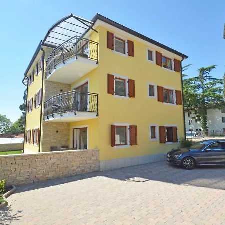 Elia-4 * Savudrija